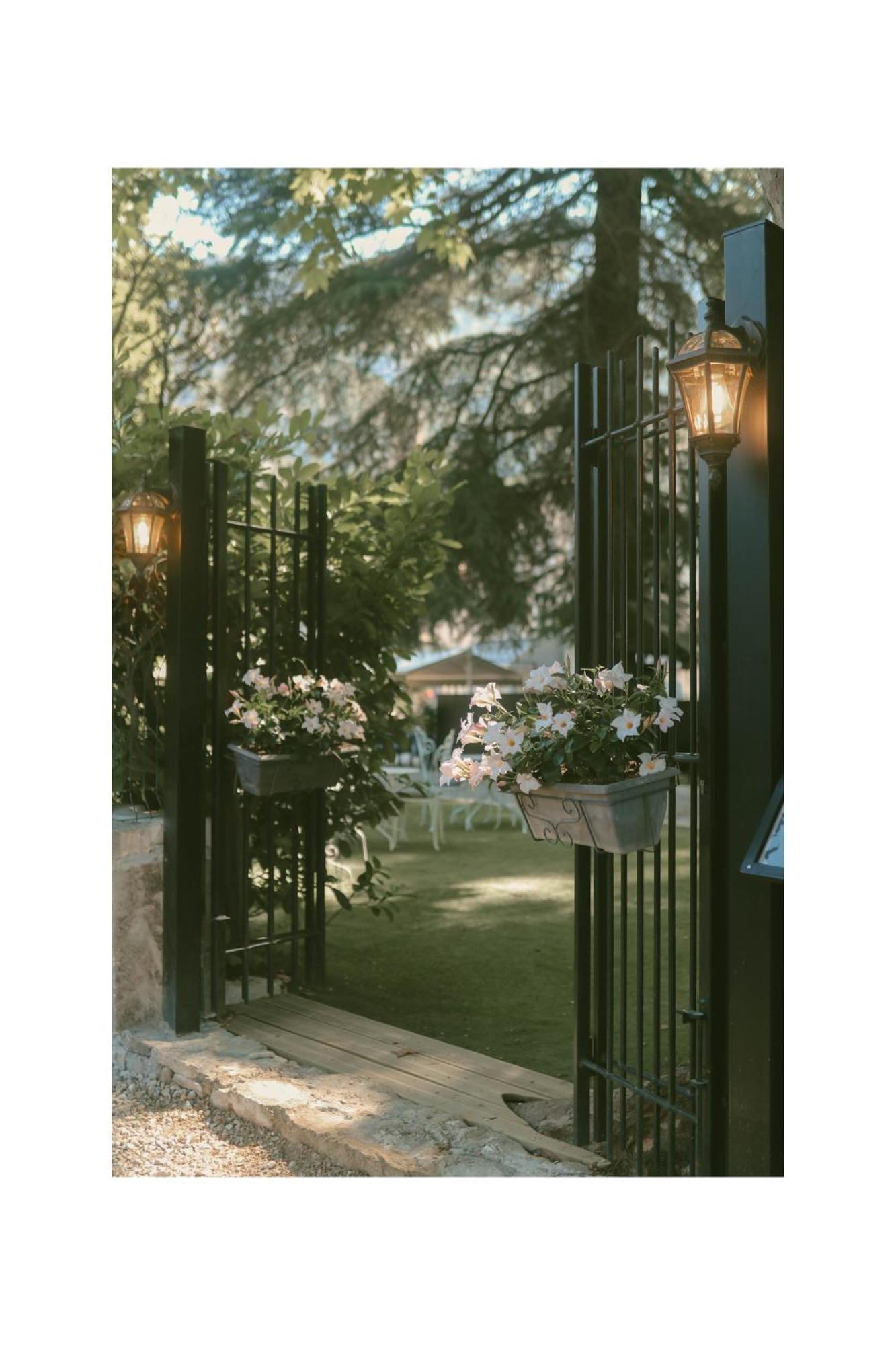 Hotel Restaurant Du Parc Fontaine-de-Vaucluse